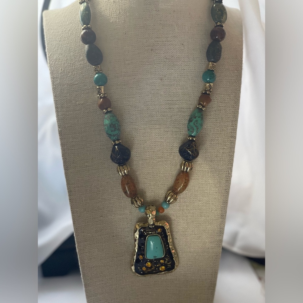 Faux turquoise & agate with gold-tone beads